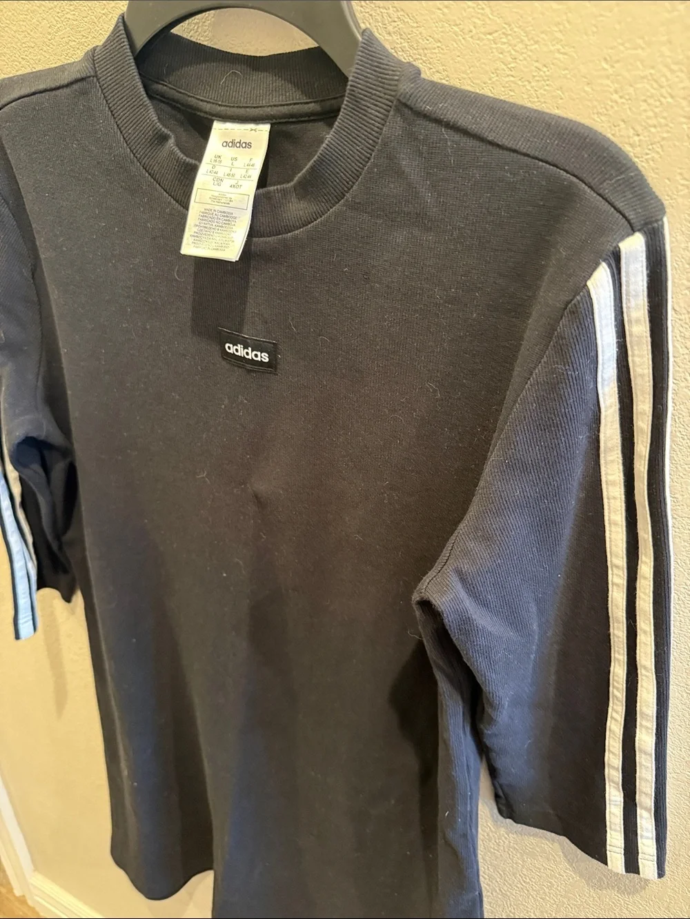 adidas Black T-Shirt dress with White 3-Stripe 3/4 length Sleeves - Picture 4 of 6